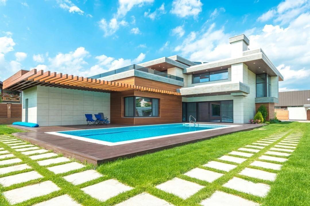 How to Prevent Calcium Buildup in Your Pool