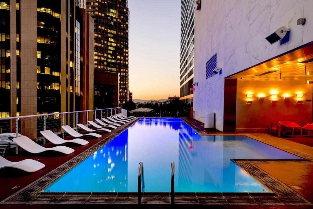 How to Use a Pool Test Kit Correctly