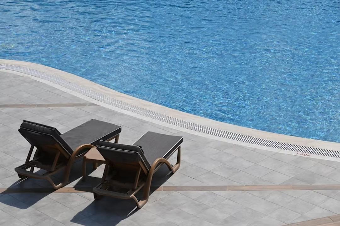 The Cost of Maintaining a Pool Monthly  
