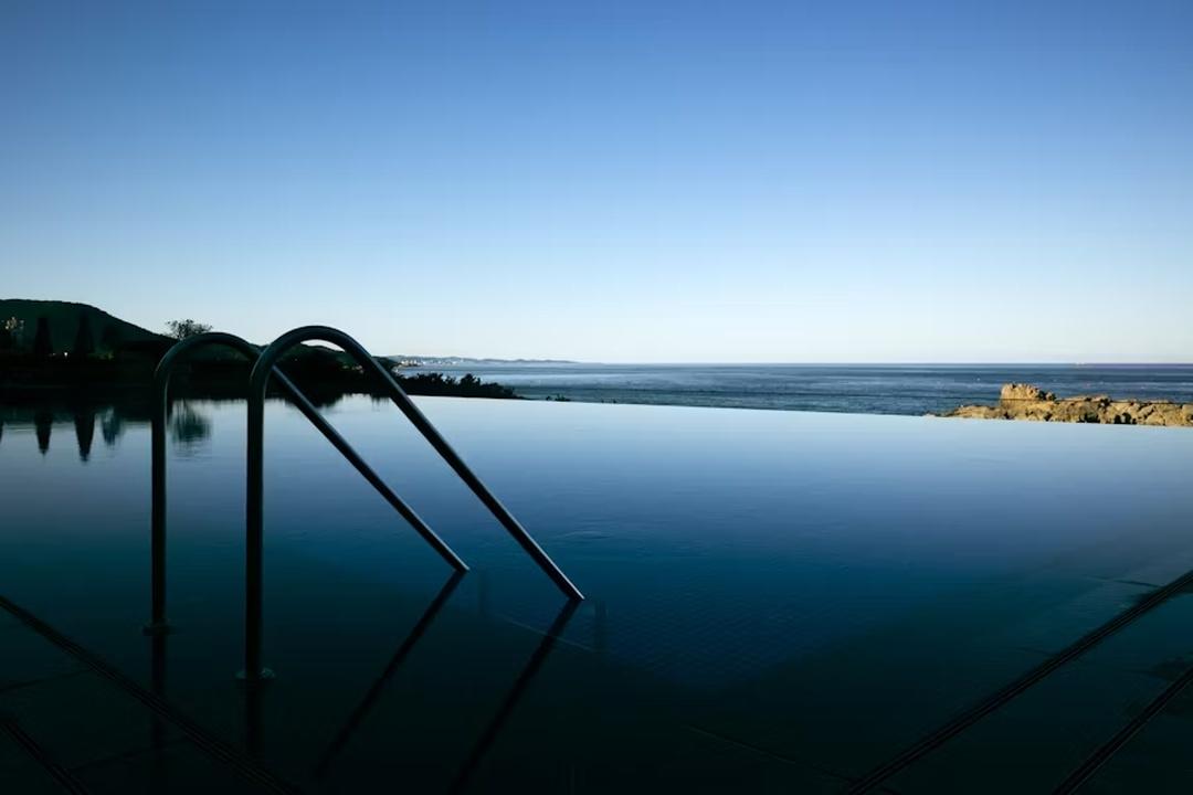 Upgrading to a Chlorine-Free Pool