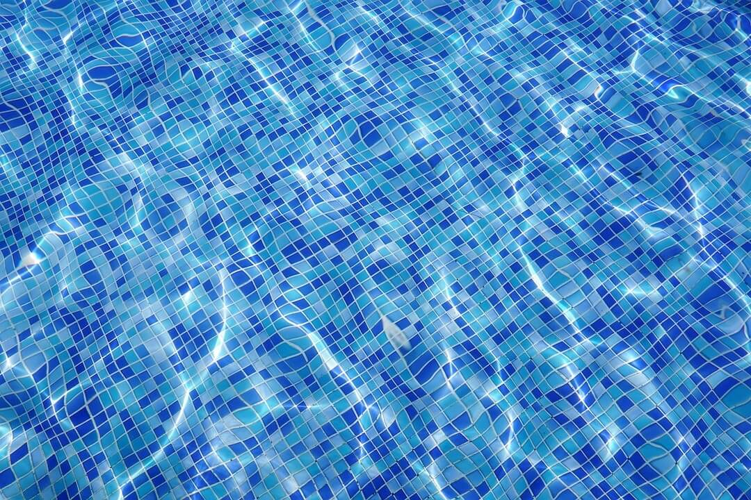 What to Do if Your Pool Overflows   Image