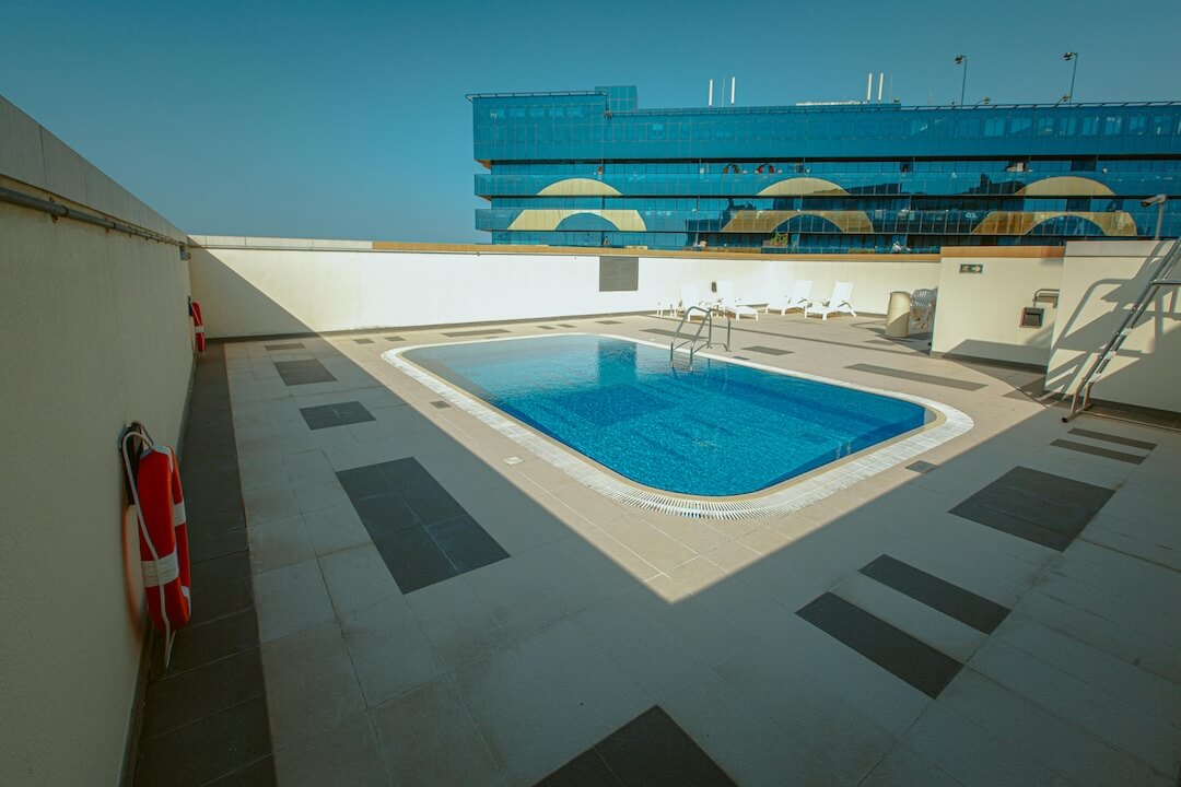 When to Consider Pool Draining and Refilling Image