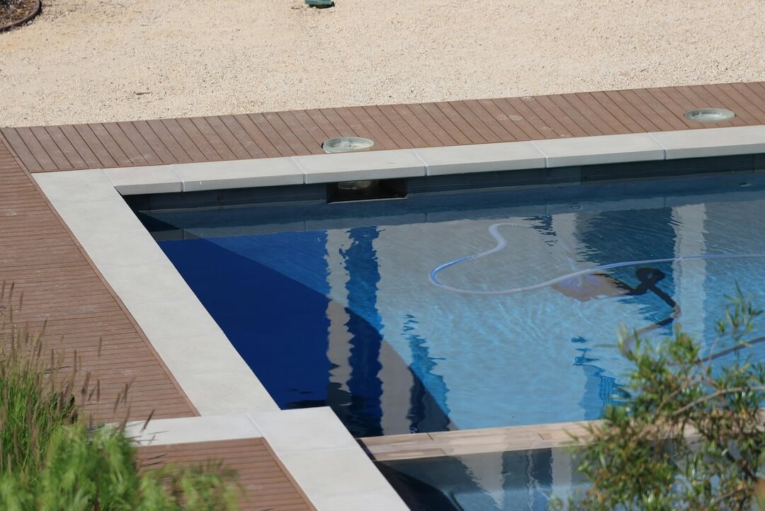 Key Features of a Professional Pool Automation Setup Image